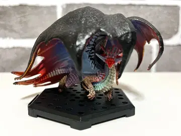 몬스터 헌터 스탠다드 모델 네로미에르 피규어