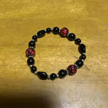 유리 세공 팔찌