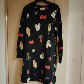 프랑슈리페 긴팔 튜닉 블랙 캐릭터 패턴