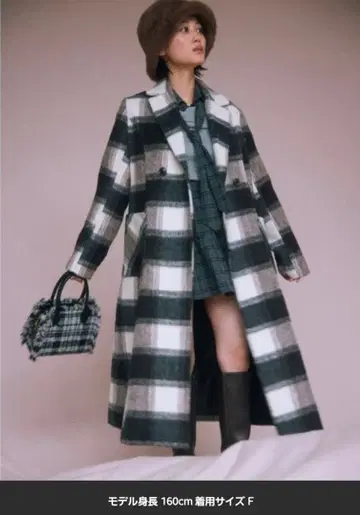 미디 길이 샤기 체크 코트 (브라운)