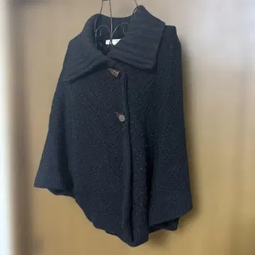 그로브의 블랙 판초 케이프 코트