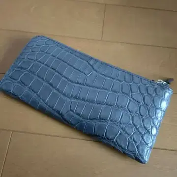 그레이 크로커다일풍 장지갑