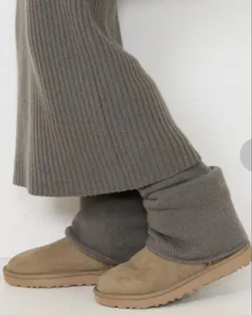 미사용 Deuxieme Classe CARIAGGI 레그 워머