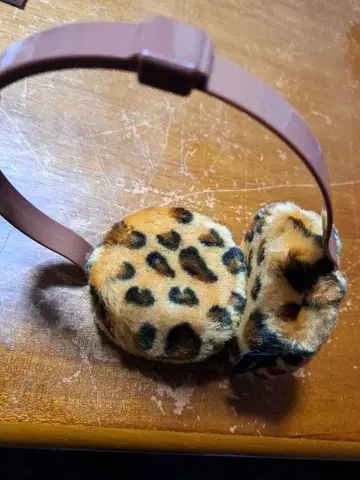 레오파드 무늬 머리띠 귀마개