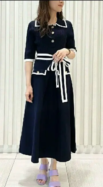 그레이스 콘티넨탈 2023SS 니트 바이컬러 원피스