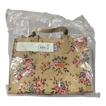 택 포함 새상품 Cath Kidston 꽃무늬 핸드백 중형