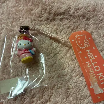 이세시마 헬로키티 스트랩