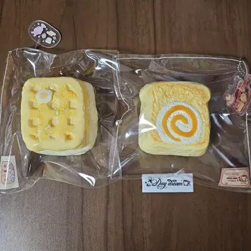 daydream 빙글빙글 빵 치즈 크림 샌드 해외 스퀴즈 쪼물쪼물
