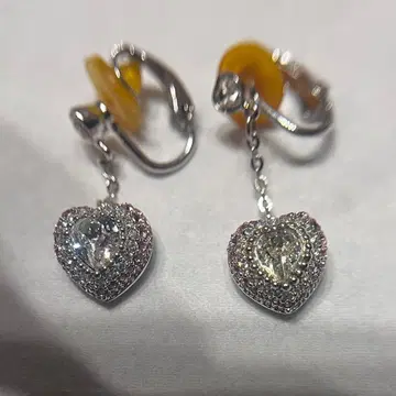 스와로브스키 하트 귀찌 핑크 큐빅