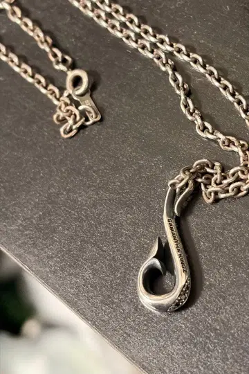 실버 목걸이 사만사 킹스