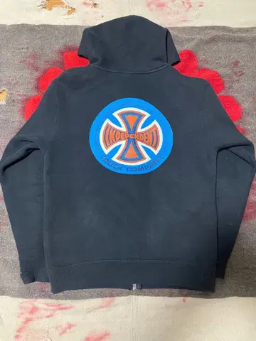 INDEPENDENT ZIP 후디 iron cross 빅 사이즈 S