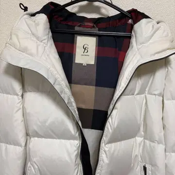 가격 인하했습니다! CRESTBRIDGE 다운 화이트