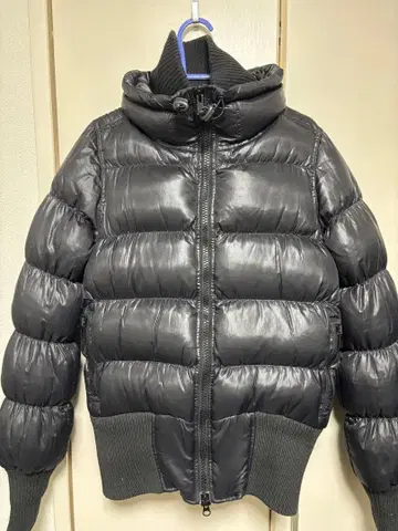 SLY 블랙 다운 자켓 후드 부착