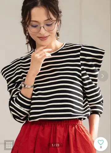 ELFRANK 새상품급 파워 숄더 크루넥 풀오버 [세탁 가능]