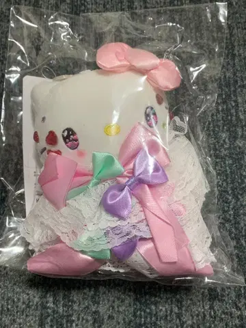 아베일 헬로키티 50주년 디자인 마스코트 참