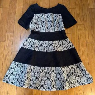 레이스 패턴 원피스