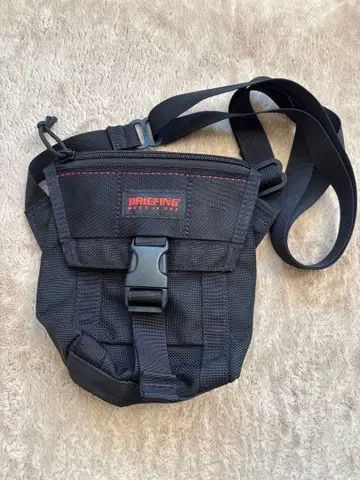 BRIEFING 숄더백