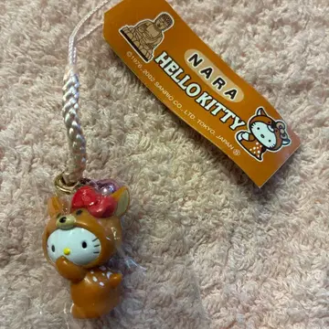 나라 한정판 헬로키티 사슴 디자인 스트랩