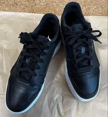 PUMA 통굽 스니커즈 25.0cm