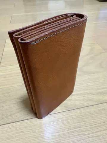 HERZ 오르간 밴드 포함 이단 접이식 지갑(GS-16)