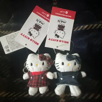 LOWRYS FARM Me% 헬로키티 토이 키링