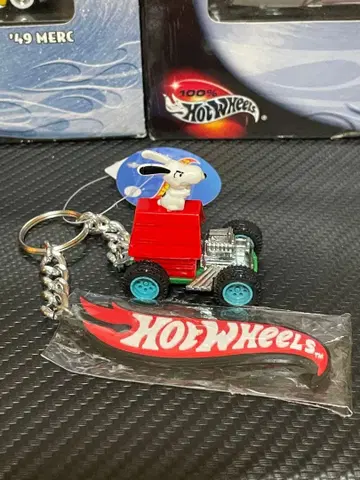 핫휠 스누피 커스텀 키링