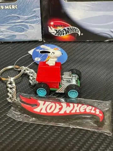 핫휠 스누피 커스텀 키링