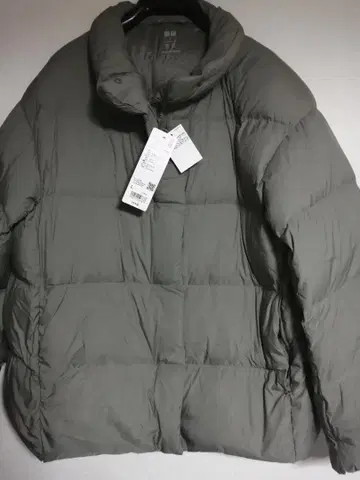 유니클로 UNIQLO 파우더 소프트 다운 자켓/NANODESIGN