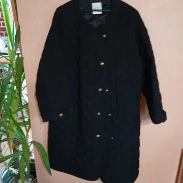 LEPSIM 블랙 퀼팅 자켓