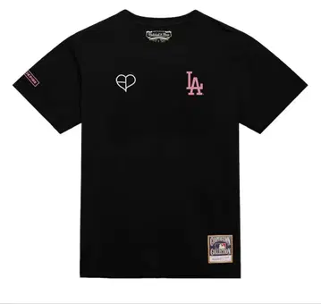 BLACKPINK x Mitchell & Ness x 다저스 티셔츠