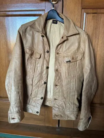 Lee 가죽 자켓 베이지