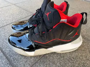 Jordan stay loyal 27cm 블랙/레드