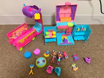 개비의 인형의 집 디스코 파티 & 드레스업 옷장