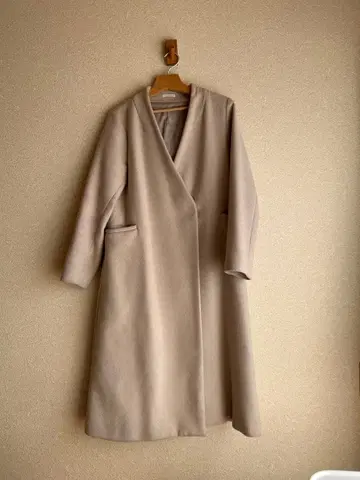 어반 리서치 아이템즈 롱 코트 아이보리 S 사이즈