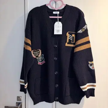 다리치 Darich 칼리지 와펜 V넥 니트 가디건