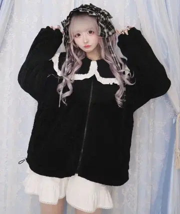 프릴 보아 자켓 블랙