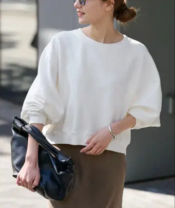 framework 폼 숏 SWEAT 풀오버 2024