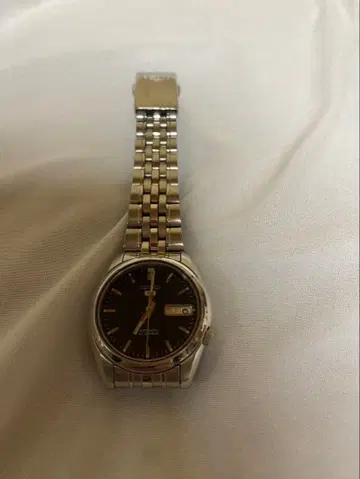 SEIKO5 자동 시계 뒷면 투명 7S26-01V0