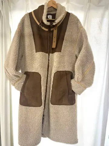 로쿠 6 보아 코트 뷰티&유스