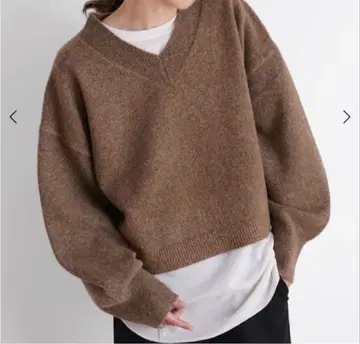 야마다야 CLOVE 바나나 슬리브 V넥 숏 니트