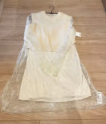 레이스 원피스와 리브 니트 베스트 세트