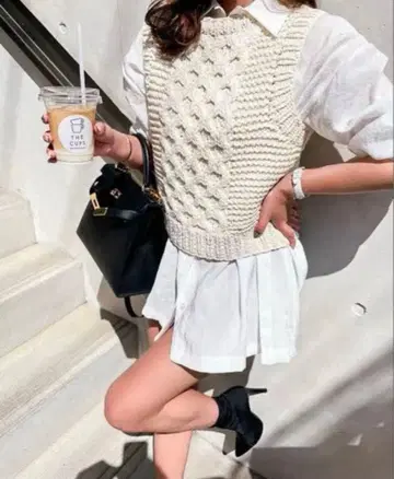 sheller 셰리에 니트 베스트