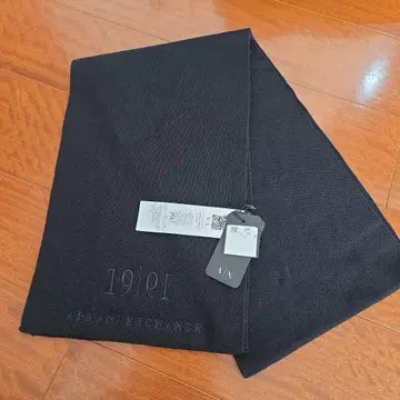 ARMANI EXCHANGE 머플러 블랙