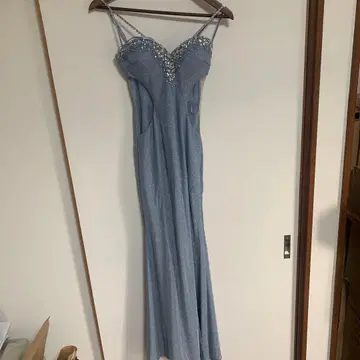 JEWELS 라이트 블루 맥시 드레스