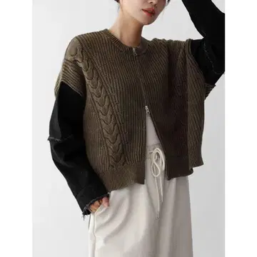 새상품 야마다야 라디에이트 데님 슬리브 니트 도킹 지퍼 블루종