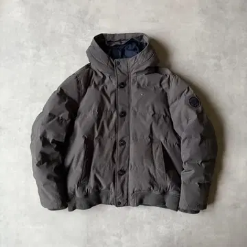 [울트라 웜] 타미힐피거 다운 자켓 XL 그레이 자수 로고 후드 부착