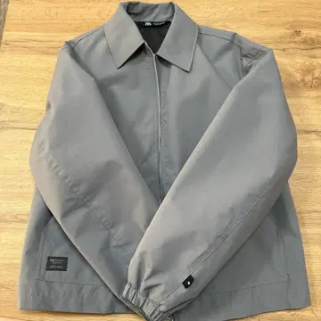 [ 배송비 포함 ] ZARA 그레이 충전솜 S 아우터