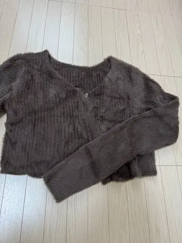 브라운 크롭 스웨터 긴팔