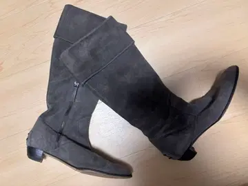 그레이 스웨이드 니하이 부츠