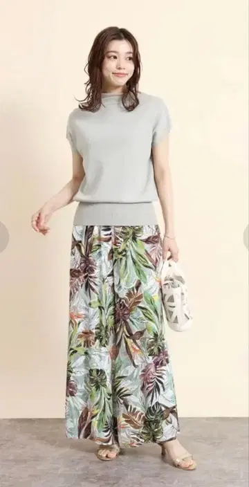 야마다야 fennel 넥 튤 니트탑 (그레이지)